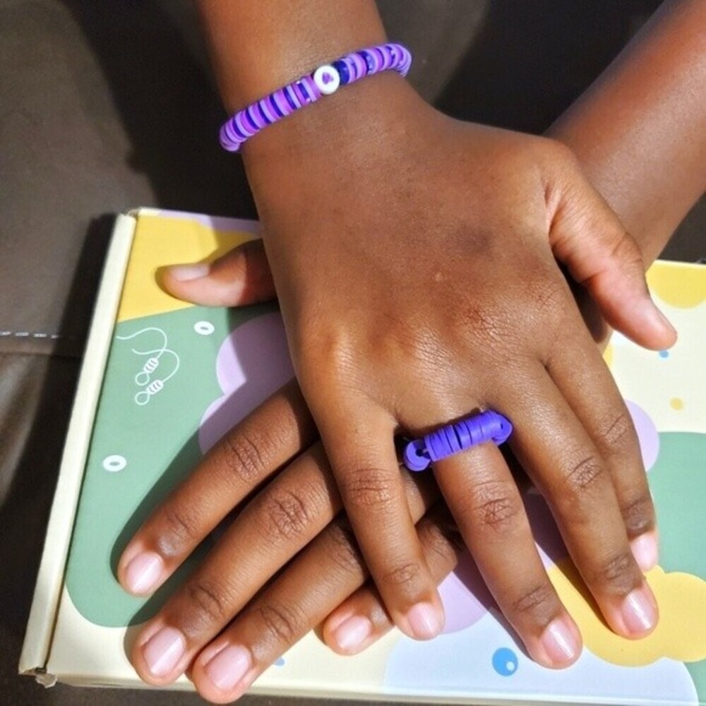 NWOT Handmade Purple/Pink Heishi Polymer Clay Beads Stretchy Bracelets/Ring.